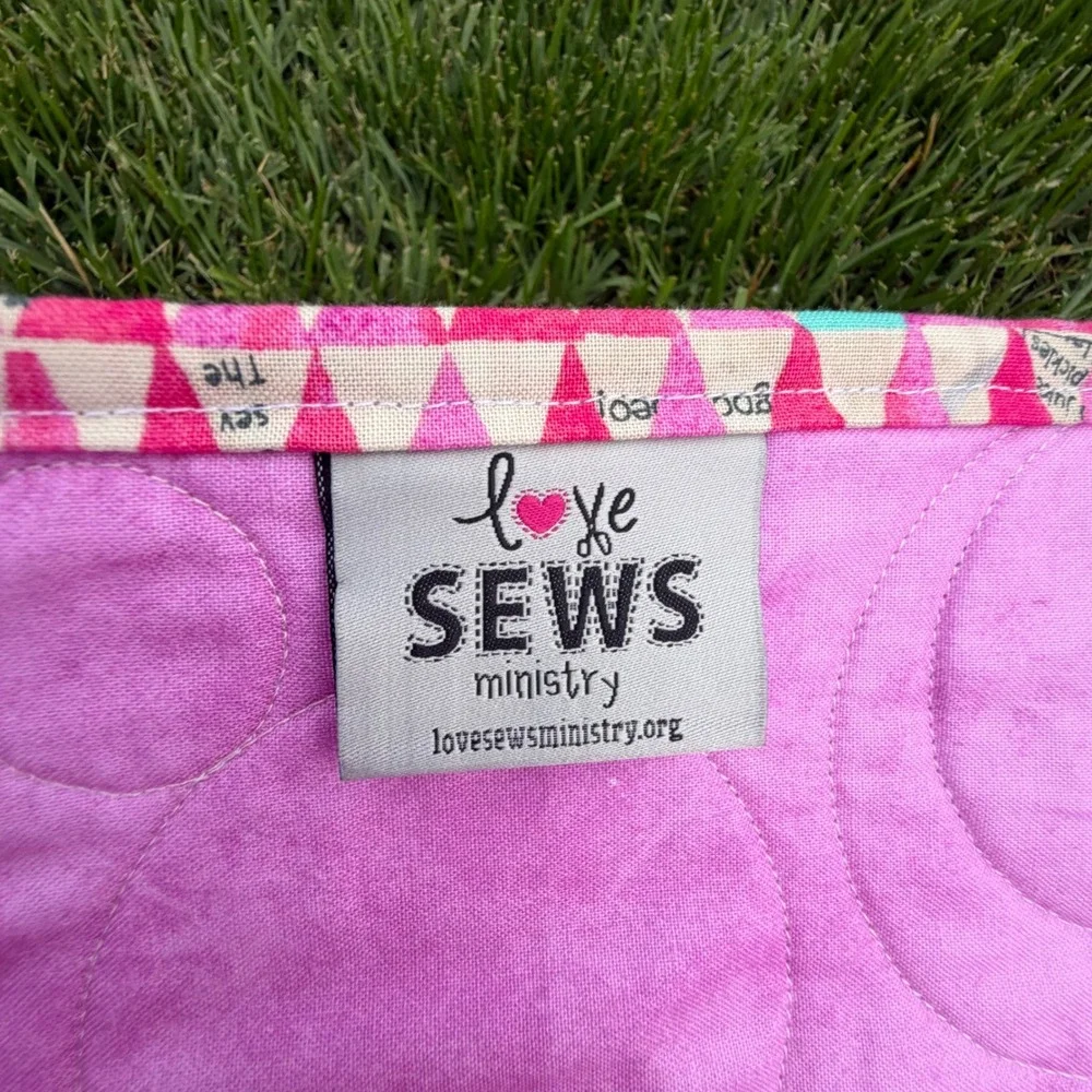 Love Sews Ministry Handmade Patchwork Quilt Pink Turquoise Geometric Throw 64x48